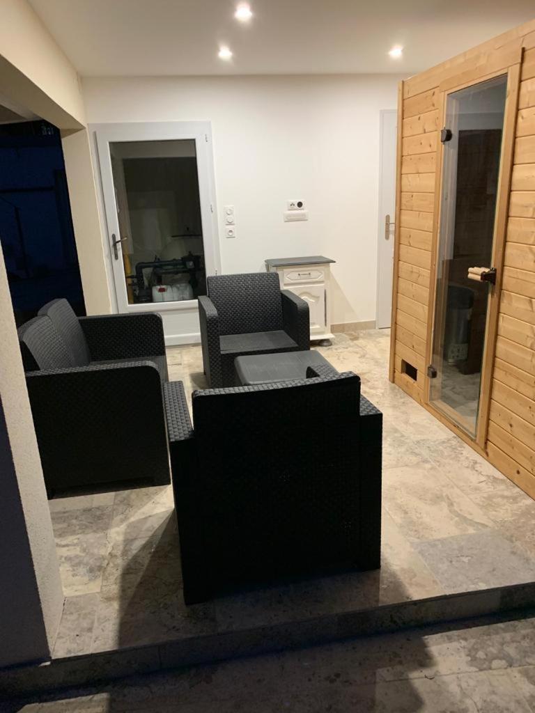 Terre De Lumiere 2. Apartment Nyons Exterior foto